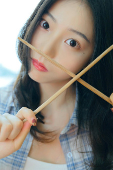 蜜汁肉桃BY椰奶